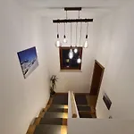 Scharf Apartmán