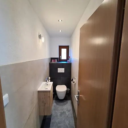 Scharf Apartment *