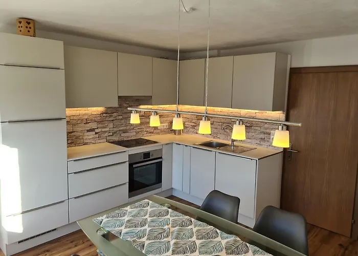 Scharf Lejlighed Reutte